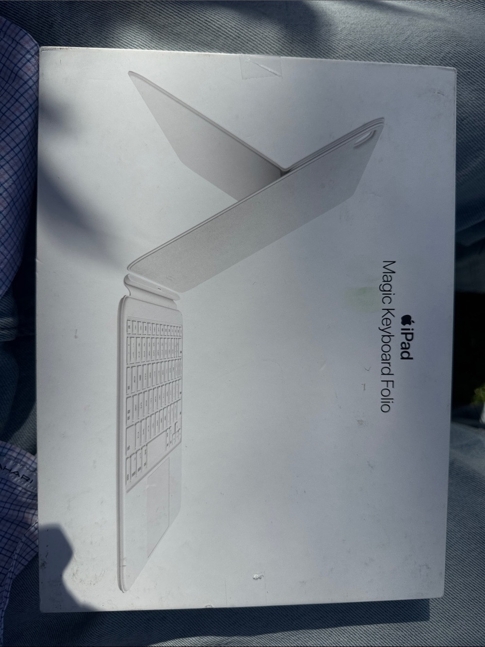 Apple Magic Keyboard Folio - White